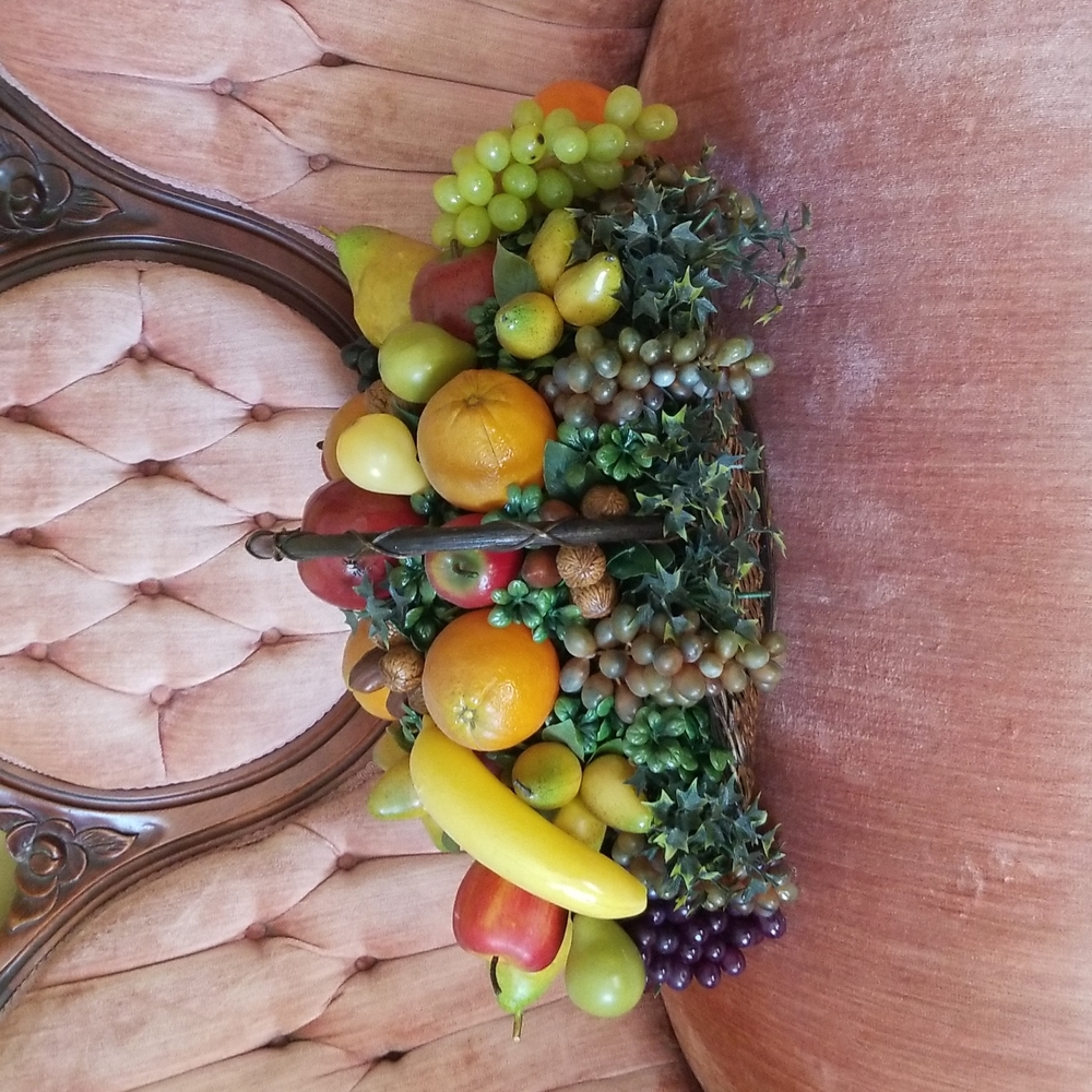 HOLIDAY FALL Harvest Fruit Basket Wooden wicker